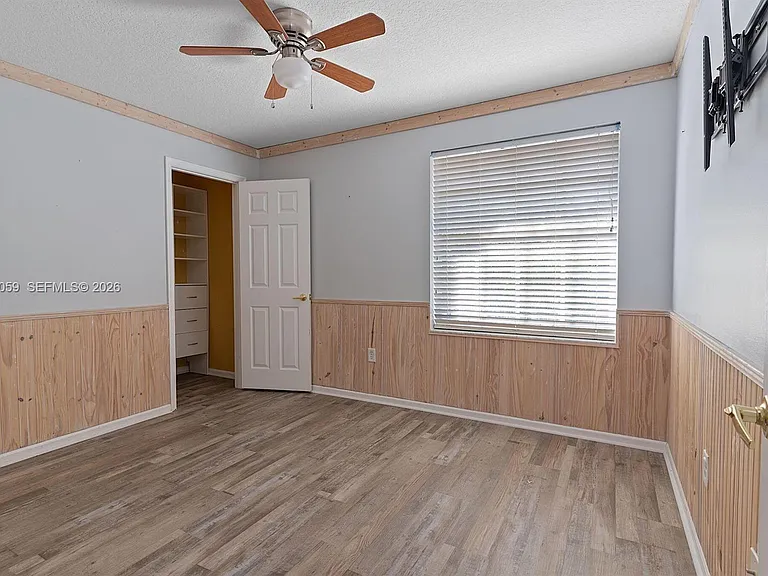 9869 Woodworth Ct — Photo 28
