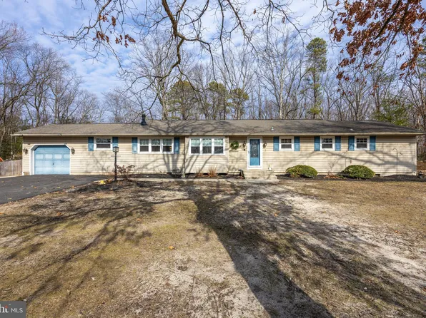 7 Thomas Rd, Voorhees, NJ 08043