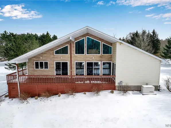 9003 Wilkinson Rd, Batavia, NY 14020