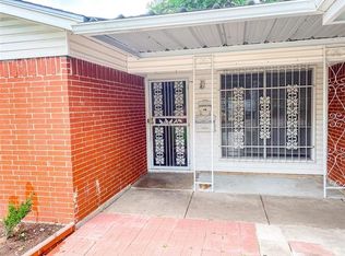 3712 S Jones St, Fort Worth, TX 76110