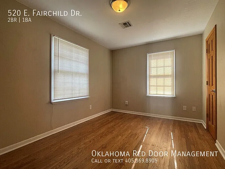 520 E Fairchild Dr — Photo 7