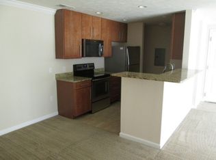 4216 N 146th Plz APT 105, Omaha, NE 68116