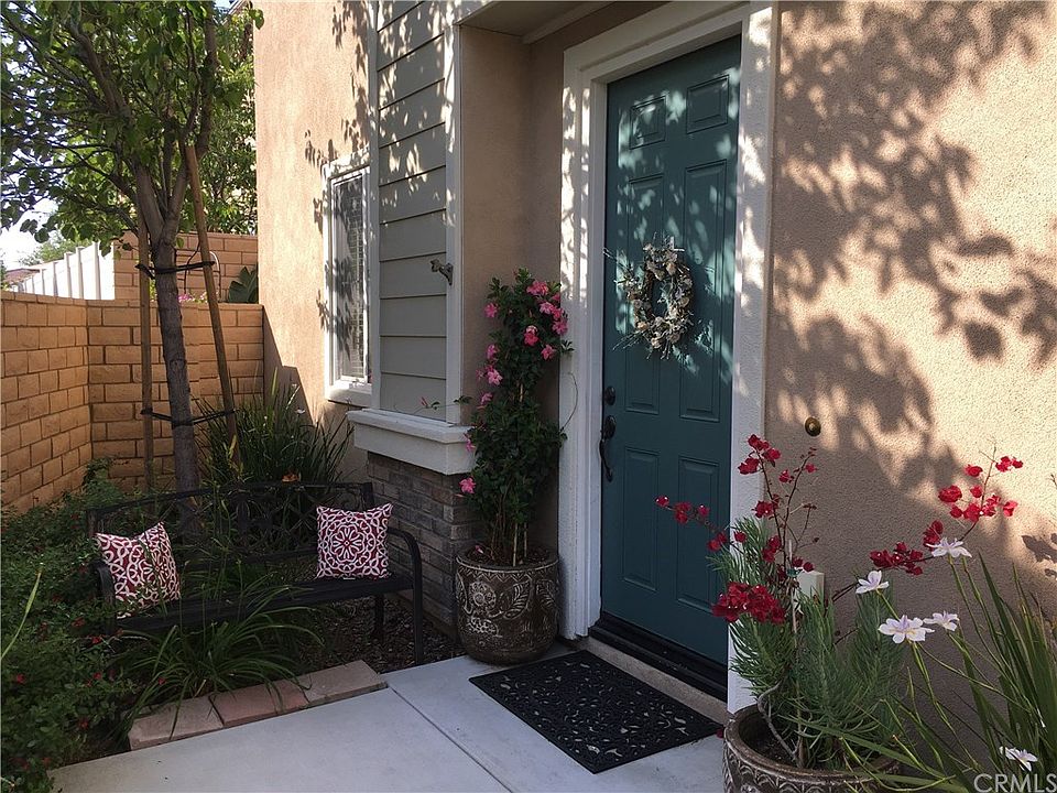 1st image of 42981 Calle Cristal