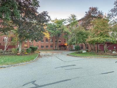 335 Cypress Street #4E, Manchester, NH, 03103