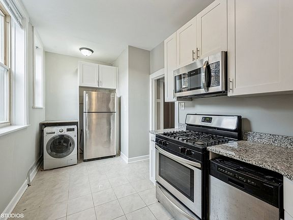 4th image of 1655 W Wallen Ave #1