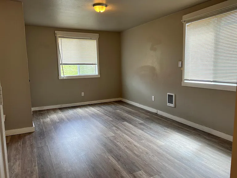 316 Cline Ave — Photo 18