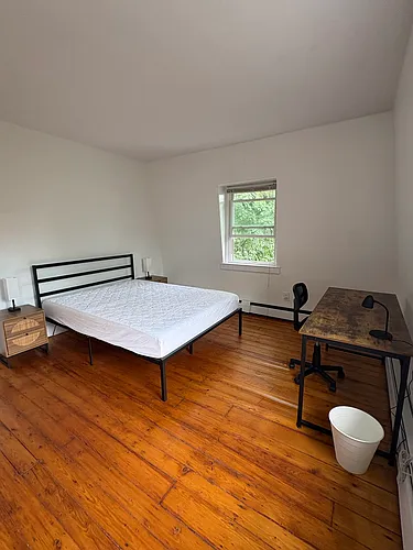 211 Williams St Photo 1
