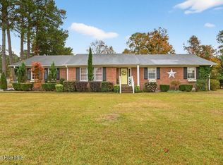 4913 Cypress Shores Dr, New Bern, NC 28562