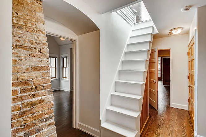 1429 W Roscoe St #2 — Photo 3