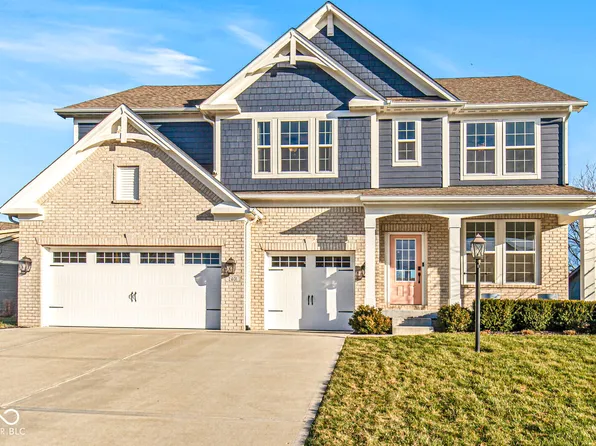 2401 Woodcreek Crossing Blvd, Avon, IN 46123