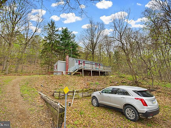 9th image of 149 Cabin Ln