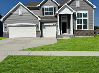 8256 Middleton Dr, Lowell, IN 46356