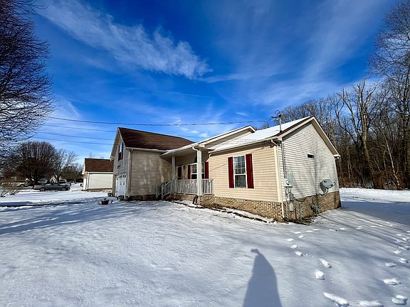 2nd image of 406 Hunterwood Dr