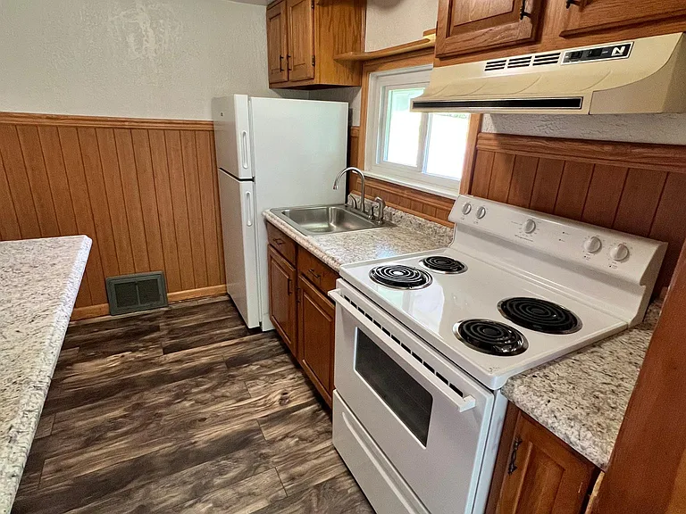 815 Soap Hollow Rd — Photo 13