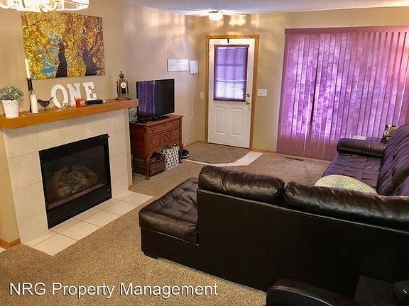 3rd image of 20564 Abbey Ln