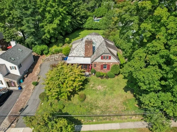 88 S Prospect St, Verona Twp., NJ 07044
