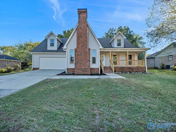 9628 Waldrop Dr SE, Huntsville, AL 35803