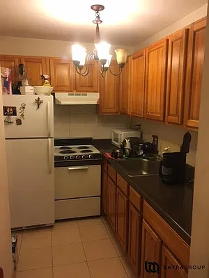 Rented by Batra Group Inc | media 12