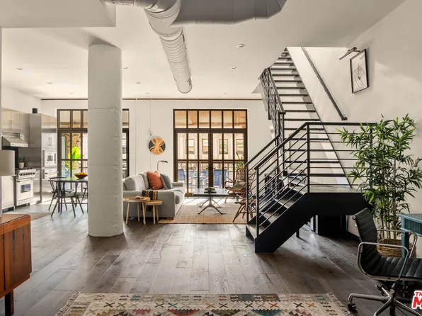 1645 Vine St APT 1005, Los Angeles, CA 90028