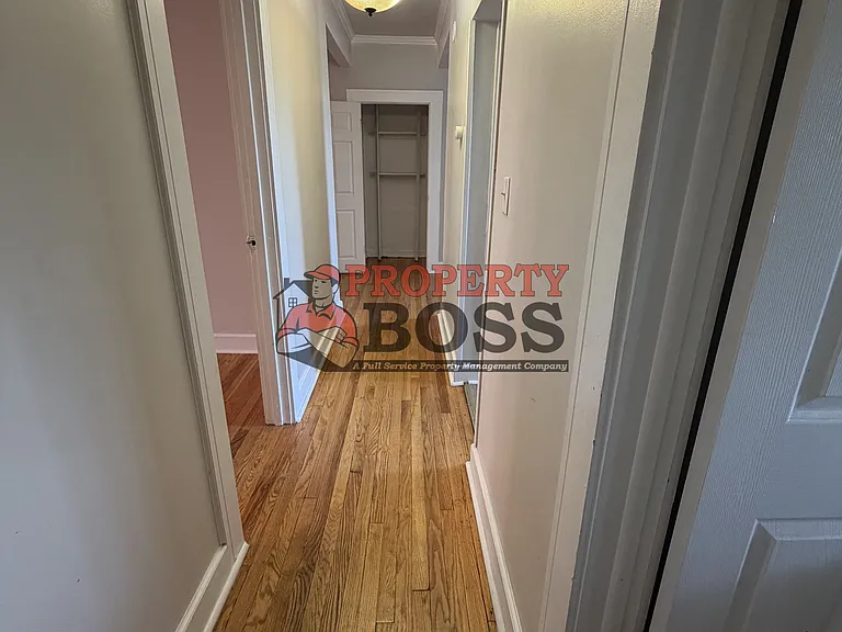 3550 Washington St — Photo 2