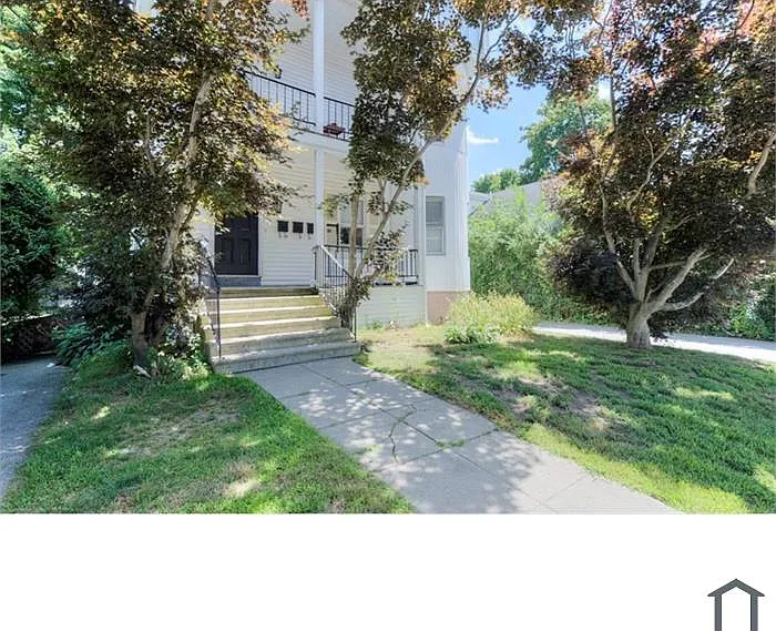 12 Sylvan St #2 — Photo 7