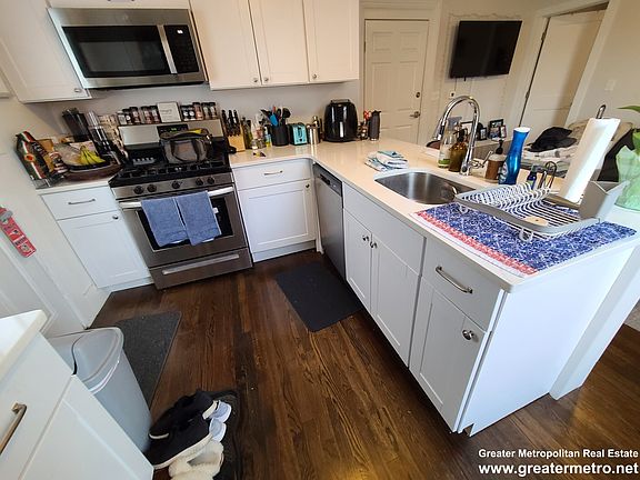 2nd image of 203 Atlantic St #1
