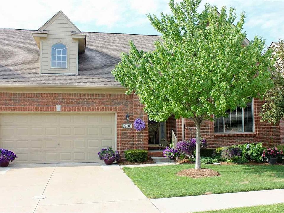1st image of 22607 Pigeon River Dr