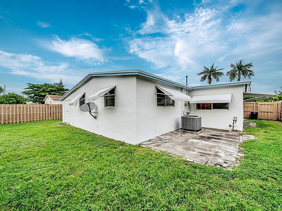 4th image of 5811 NE 1 Terrace