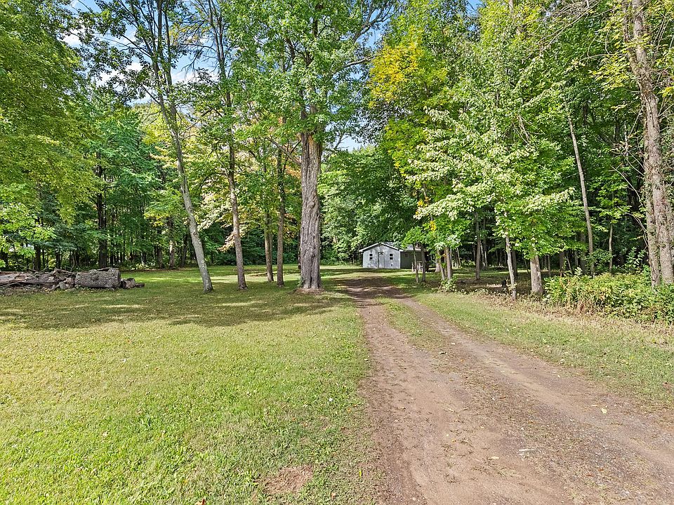 1st image of 16201 Evergreen Rd