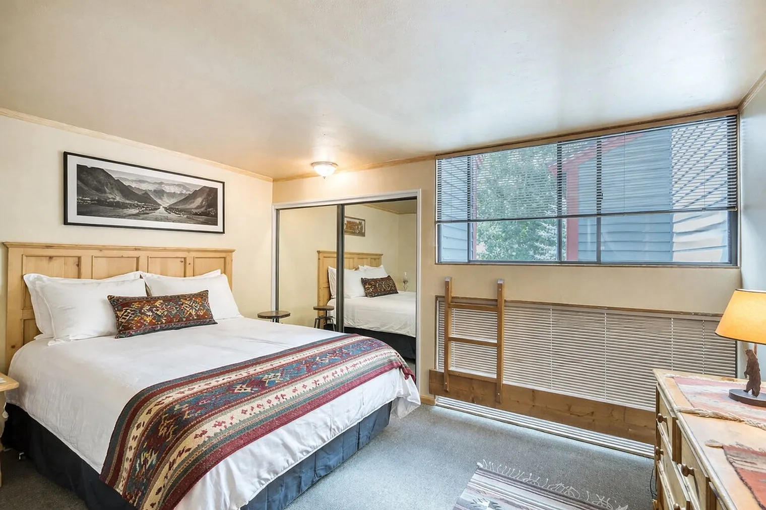 1 bed, 1.0 bath, $6,245 — Photo 3