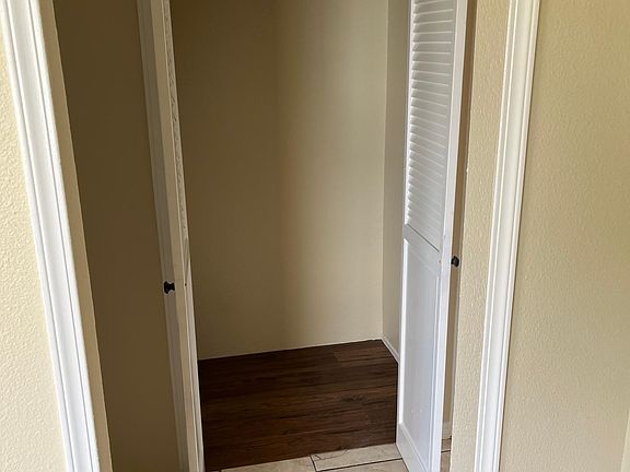 5th image of 3432 Isabel Dr