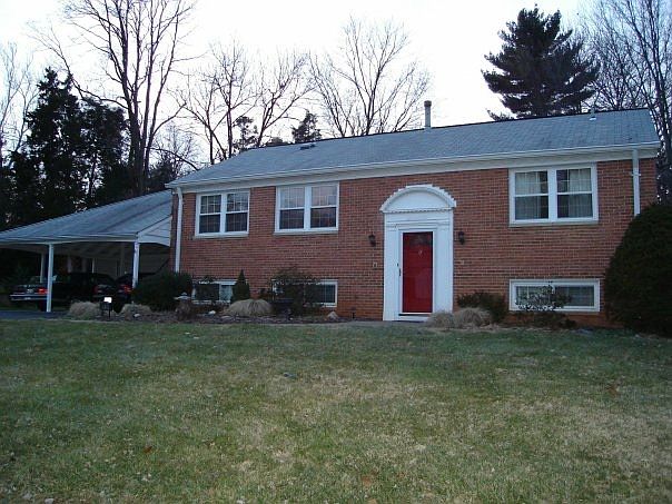 1st image of 6914 Southridge Dr