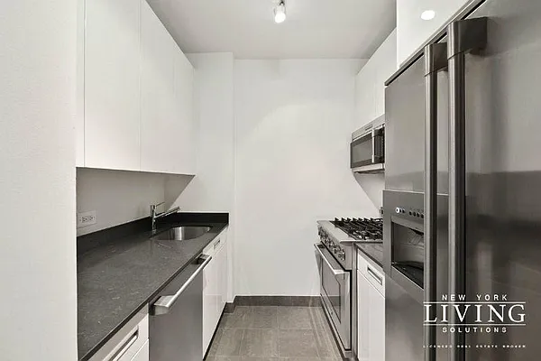 Rented by NY Living Solutions | media 3