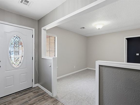 4th image of 1412 Foxfire St