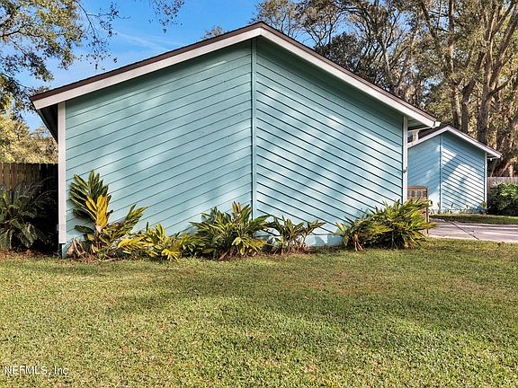 4th image of 13591 TARRASA Court E