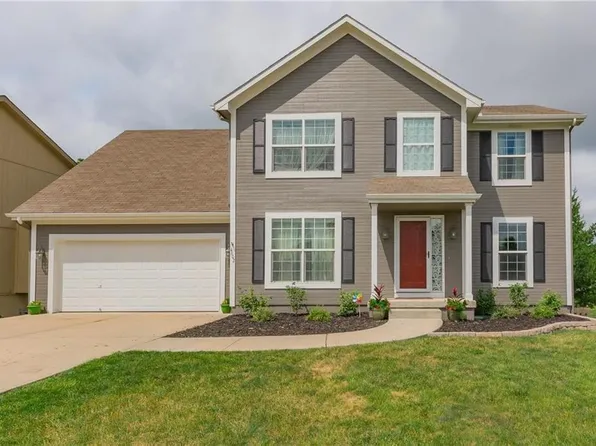 4602 Park Ln, Leavenworth, KS 66048