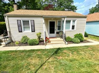 9 Brookside Rd, Netcong, NJ 07857