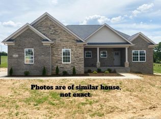 3626 Woodland Lakes Dr UNIT 101, Floyds Knobs, IN
