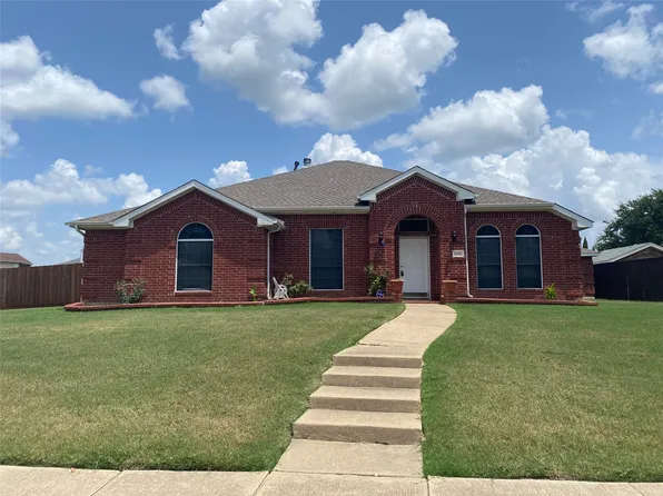 1202 Creek Valley Rd, Mesquite, TX 75181