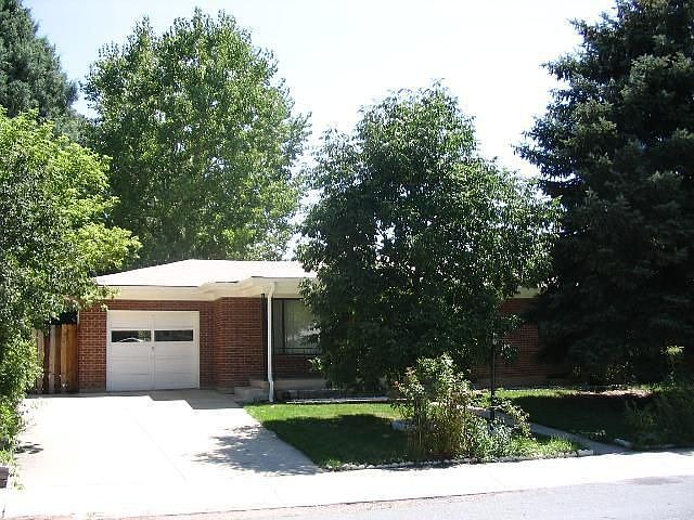 1st image of 3209 Poinsetta Dr