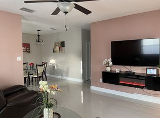 621 E 40th St, Hialeah, FL 33013