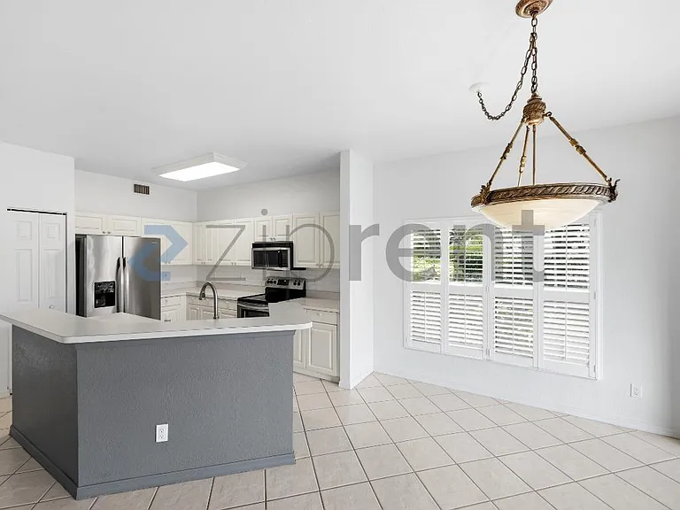 5305 Andover Dr #101 — Photo 10