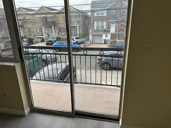 3rd image of 13629 59th Ave Floor 2