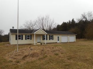 925 Riverview Dr, Luray, VA