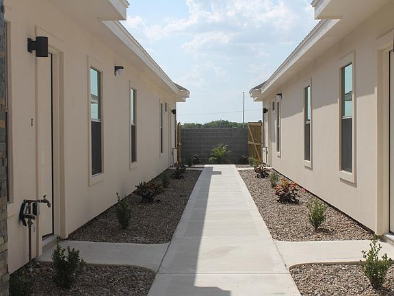 2nd image of 2805 Sabercat Ave