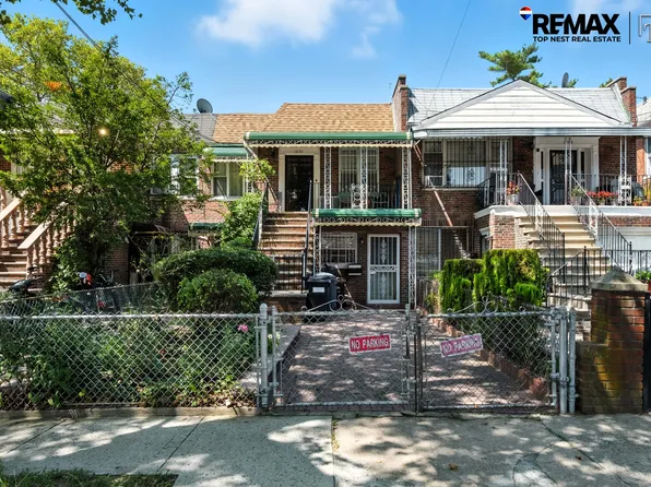 1226 East 51st Street image 1 of 26