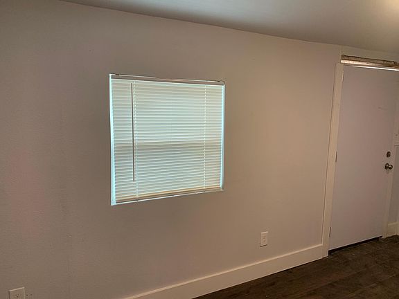 5th image of 126 Gravel St