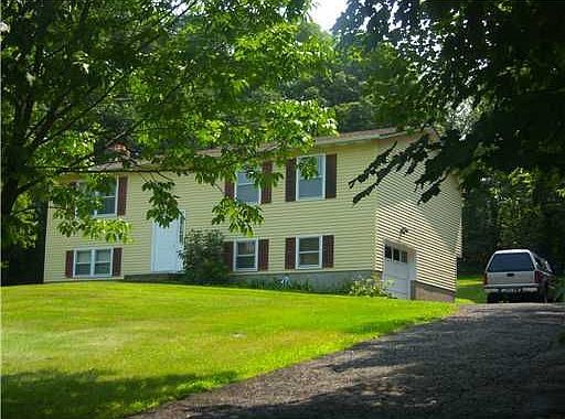 2nd image of 20 Bender Rd
