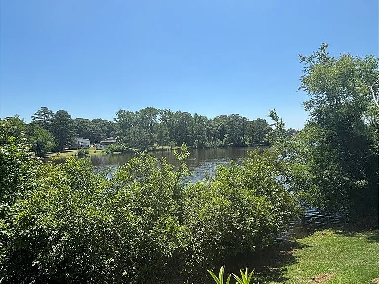 457 Lands End Rd — Photo 11
