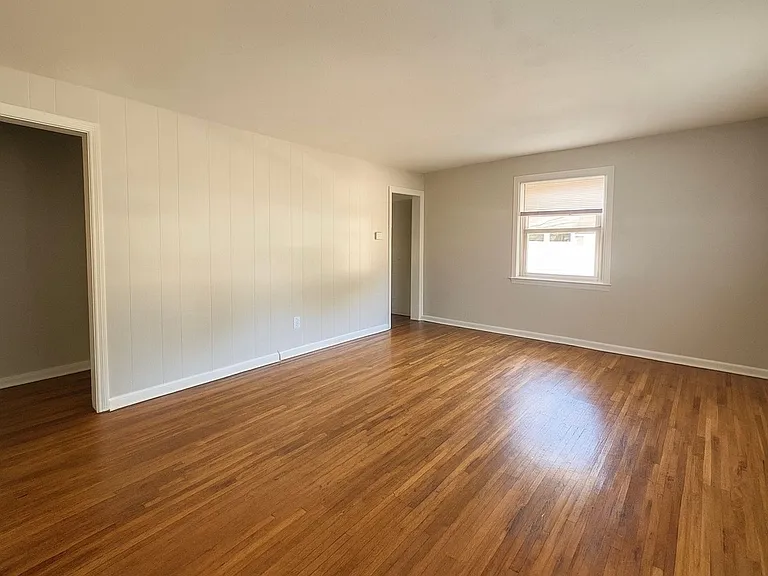 509 Millbrook Rd — Photo 7